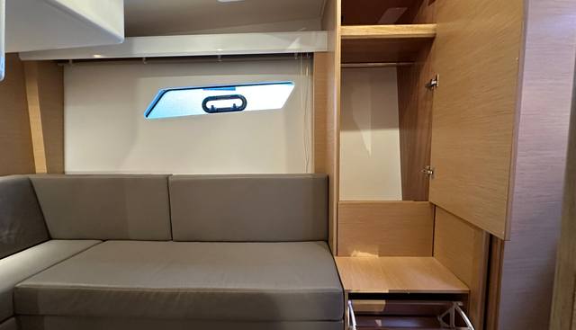 Satisfaction yacht for sale 28