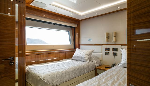 MERCY OCEANS yacht for sale 23