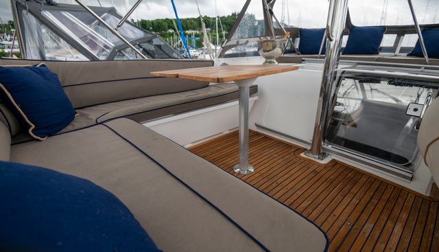 Cloud Nine yacht for sale 18