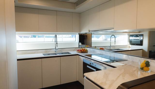 CARPE DIEM yacht for sale 65