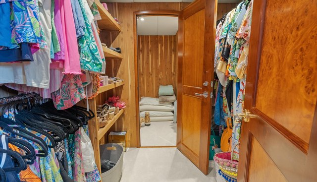 noname yacht for sale 48