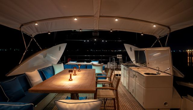 Hummingbird yacht for sale 27