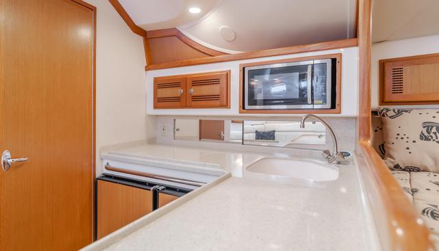 Affliction yacht for sale 35