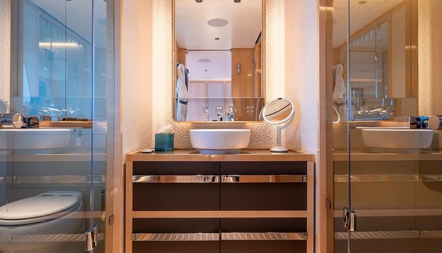 noname yacht for sale 37