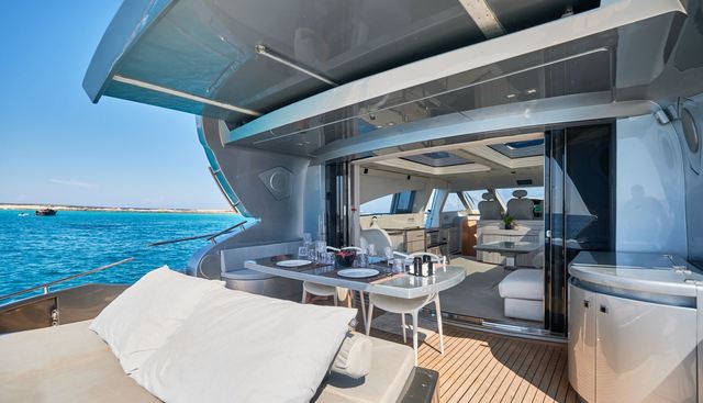 Zazzazu yacht for sale 13