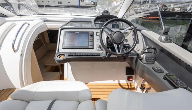 Bozzie yacht for sale 59