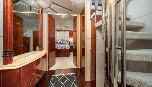 TRYST yacht for sale 18