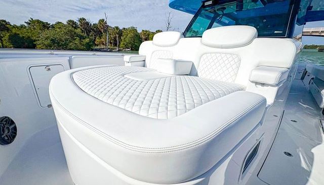 DEALER DEMO yacht for sale 28