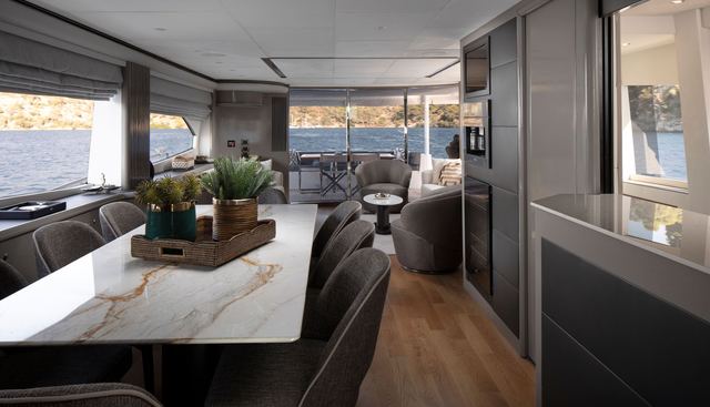 SPACE ODDITY yacht for sale 25