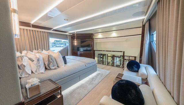 REUNION yacht for sale 15