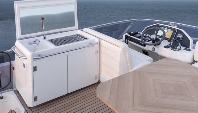 Greenline 48 Fly yacht for sale 8