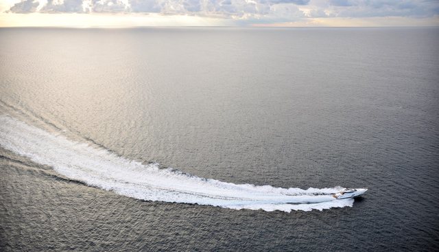 SARNICO GRANDE HULL #3 yacht for sale 25