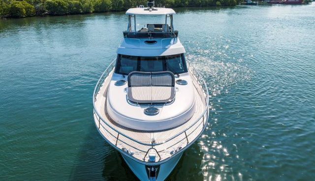 54 DAYBRIDGE yacht for sale 5