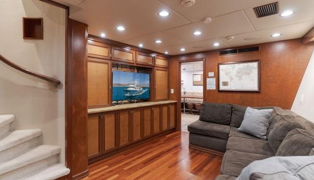 Huracan yacht for sale 35