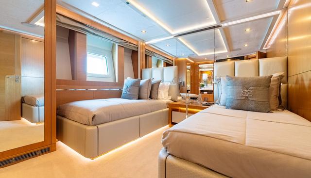 Db9 yacht for sale 24