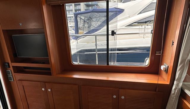 Roma yacht for sale 24