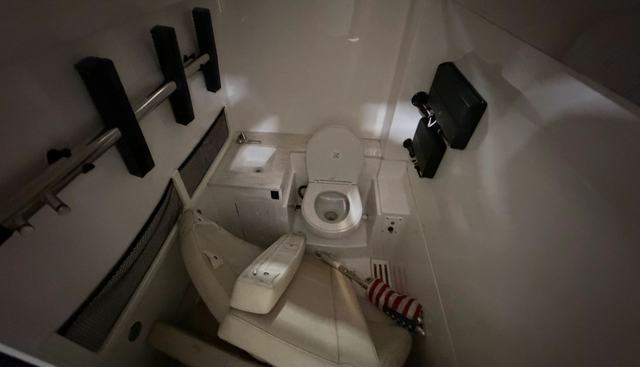 Chasing Seahawk yacht for sale 28
