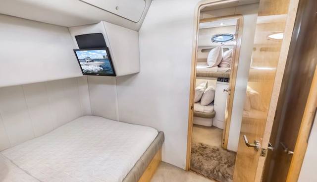 AQUA yacht for sale 25