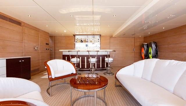 QUEEN MAVIA yacht for sale 47