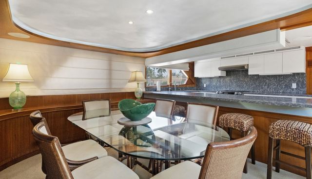 Adventurer yacht for sale 13