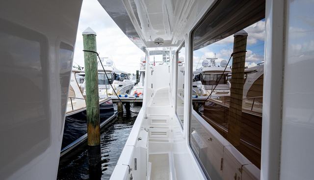 HOMES yacht for sale 10