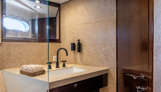 SULTANA yacht for sale 27