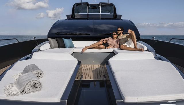 RIVA DIVA yacht for sale 27