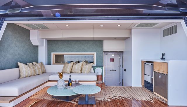 ONE ZERO yacht for sale 10