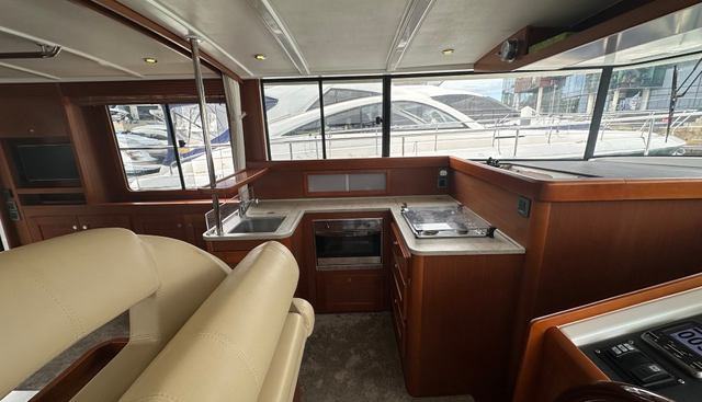 Roma yacht for sale 39