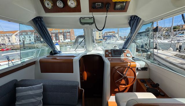 Aquamanda yacht for sale 14