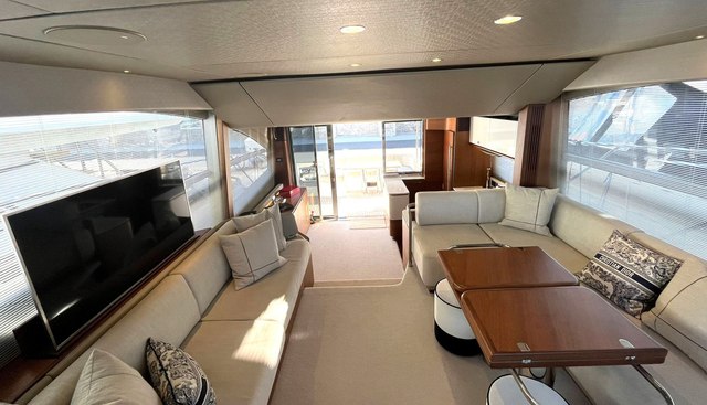 F55 yacht for sale 19