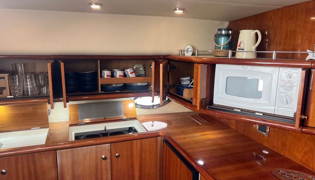 GOLDEN SPIRITZ yacht for sale 17