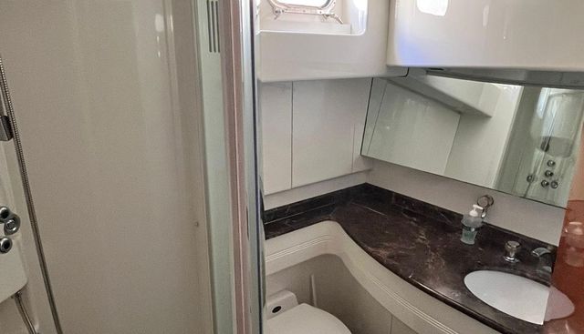 Oliveto yacht for sale 17