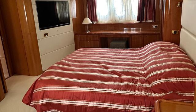TAIS OCTAVIA yacht for sale 14