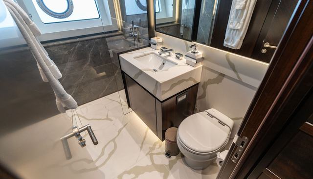 MAGIC MOMENT yacht for sale 49