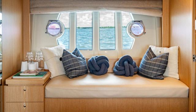 Amigos yacht for sale 43