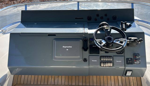 noname yacht for sale 12