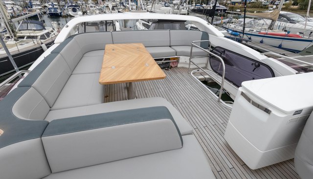 PB2274 yacht for sale 98