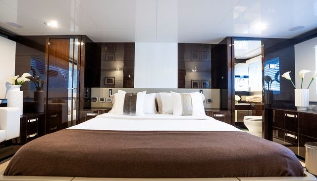 OMNIA yacht for sale 9