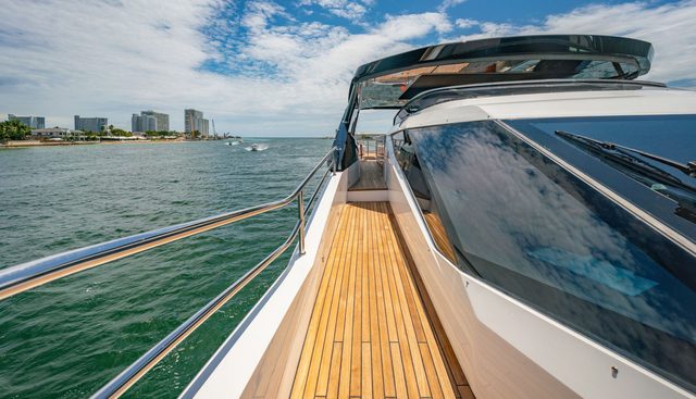 PURA VIDA yacht for sale 25