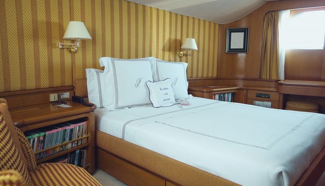 FREEMONT yacht for sale 9