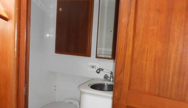 Beer Money yacht for sale 18