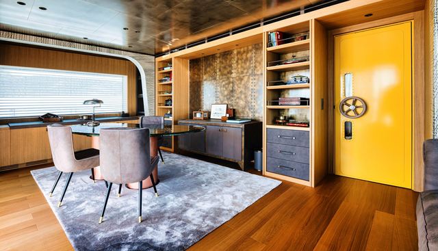 Akula yacht for sale 14