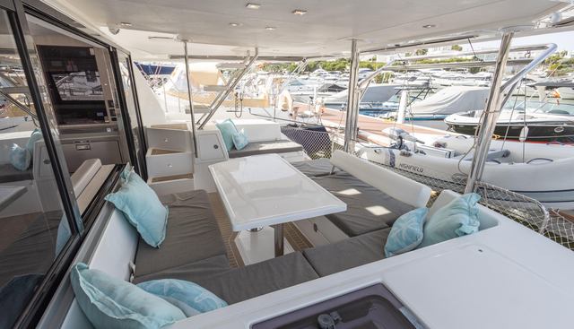 noname yacht for sale 9