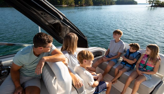 28 Express yacht for sale 9