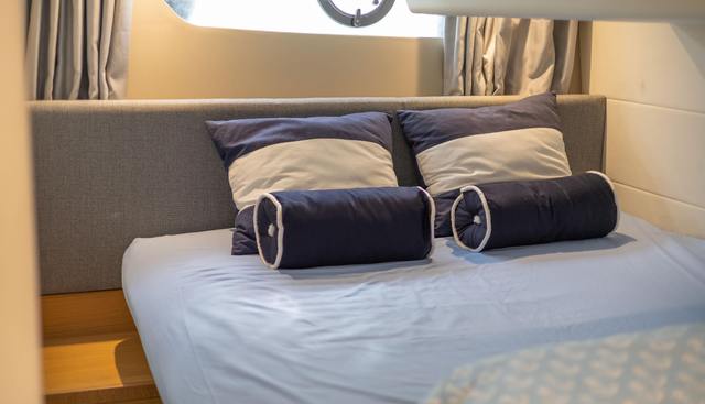 Lady IXNA yacht for sale 32