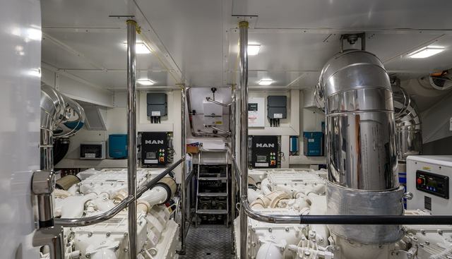 CRAZY DIAMOND yacht for sale 22