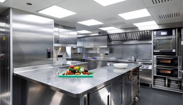 IDOL yacht for sale 17