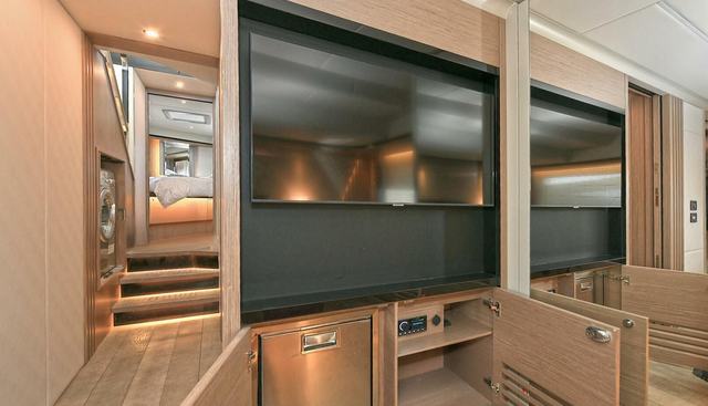 noname yacht for sale 38