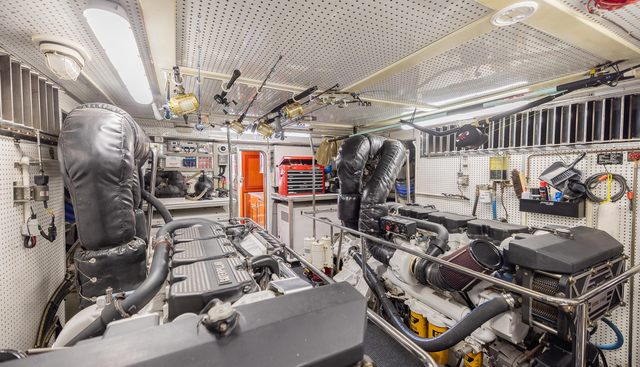 COLETTE yacht for sale 38